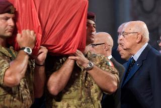 Il Presidente Giorgio Napolitano nel corso dei Funerali solenni del Ten. Alessandro Romani caduto in Afghanistan
