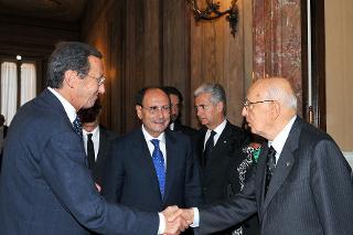 Il Presidente Giorgio Napolitano con i Presidenti Fini e Schifani al termine della cerimonia di commemorazione del Presidente Emerito della Repubblica Francesco Cossiga