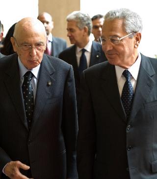 Il Presidente Giorgio Napolitano con l'Avvocato Generale dello Stato, Ignazio Francesco Caramazza, al termine della cerimonia di insediamento