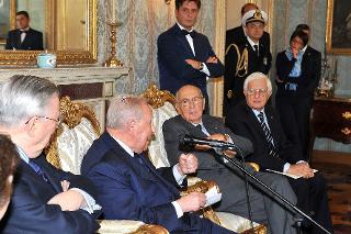 Il Presidente Giorgio Napolitano nel corso della consegna delle agende personali del Presidente Emerito Ciampi
