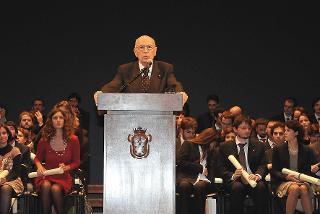 Il Presidente Giorgio Napolitano durante il suo intervento alla cerimonia celebrativa del bicentenario della fondazione della Scuola Normale Superiore
