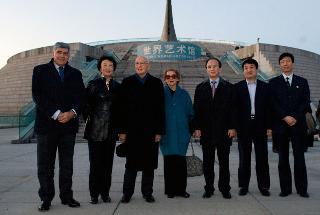 Il Presidente Giorgio Napolitano e la Sig.ra Clio in visita al China World Museum