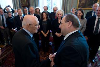 Il Presidente Giorgio Napolitano con Abraham H. Foxman, Direttore Esecutivo della &quot;Anti Defamation League&quot;, e una delegazione dell'ADL