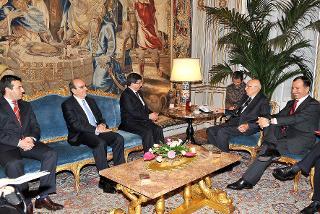 Il Presidente Giorgio Napolitano con il Signor Ahmet Davutoglu, Ministro degli Affari Esteri della Repubblica di Turchia, durante i colloqui