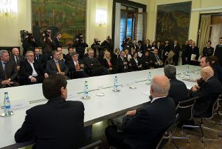 Il Presidente Giorgio Napolitano con a fianco il Presidente della Giunta Regionale del Veneto Luca Zaia nel corso dell'incontro con i Sindaci dei Comuni della Provincia di Padova colpiti dall'alluvione