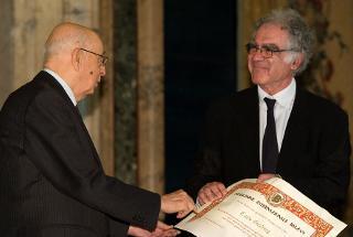 Il Presidente Giorgio Napolitano con il vincitore del Premio Balzan per la storia d'Europa (1400-1700), Carlo Ginzburg