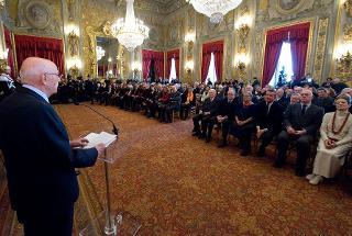 Il Presidente Giorgio Napolitano rivolge il suo indirizzo di saluto in occasione della cerimonia di consegna dei Premi &quot;Vittorio De Sica&quot; per il Cinema e le altre Arti
