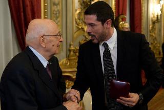 Il Presidente Giorgio Napolitano consegna il Premio &quot;Vittorio De Sica&quot; per il cinema a Alessandro Gassman