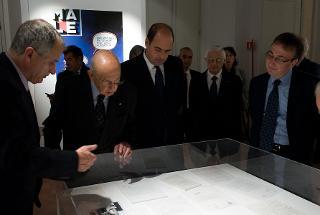 Il Presidente Giorgio Napolitano visita la mostra &quot;Paz e Pert&quot;