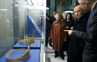 Il Presidente Giorgio Napolitano, accompagnato dalla consorte Sig.ra Clio, visita la Mostra &quot; L'Italia ed il restauro del Magnifico Cratere. Capolavori del Museo Nazionale di Belgrado&quot;