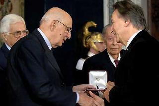Il Pressidente Giorgio Napolitano consegna il Premio &quot;Vittorio De Sica&quot; a Paolo Portoghesi, Architettura