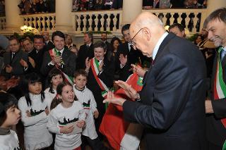 Il Presidente Giorgio Napolitano si congratula con i bambini di MUS-E Italia Onlus