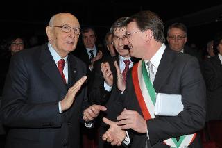 Il Presidente Giorgio Napolitano al Teatro Diego Fabbri con il sindaco di Forlì, Roberto Balzani, in occasione della cerimonia per il 150° anniversario dell'Unità d'Italia