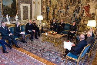 Il Presidente Giorgio Napolitano nel corso dell'incontro con una delegazione del Consiglio Nazionale Forense, guidata dal Presidente Guido Alpa