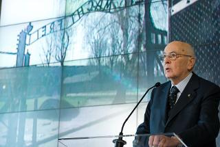 Il Presidente Giorgio Napolitano rivolge il suo indirizzo di saluto in occasione della celebrazione del &quot;Giorno della Memoria&quot;