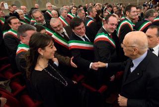 Il Presidente Giorgio Napolitano saluta i Sindaci della Provincia di Bergamo al Teatro Donizetti