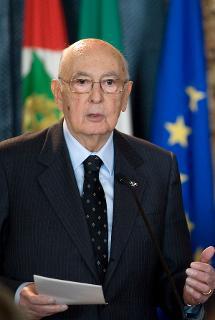 Il Presidente Giorgio Napolitano rivolge il suo indirizzo di saluto in occasione della cerimonia di consegna dei Premi &quot;Presidente della Repubblica&quot;