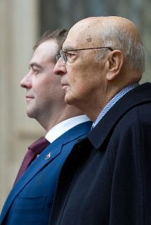 Il Presidente Giorgio Napolitano con il Presidente della Federazione Russa Dmitrij Anatol'evic Medvedev, nel corso della cerimonia di benvenuto