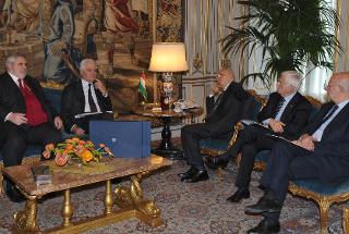 Il Presidente Giorgio Napolitano nel corso dei colloqui con Fabrizio Palenzona e Gilberto Benetton
