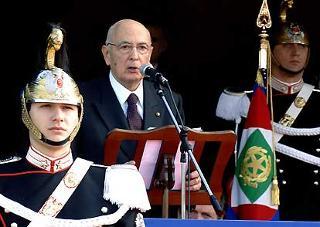 Il Presidente Giorgio Napolitano durante il suo intervento in occasione della cerimonia di rientro dall'Iraq del Contingente Italiano della missione &quot;Antica Babilonia&quot;.