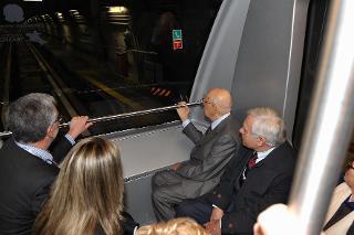 Il Presidente Giorgio Napolitano sulla metropolitana di Torino