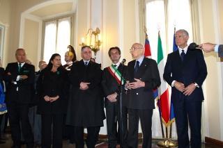 Il Presidente Giorgio Napolitano nel corso dell'incontro con il Sindaco, Attilio Fontana, gli assessori, i consiglieri comunali e gli assessori Provinciali