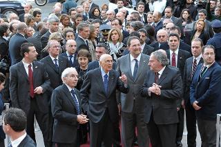 Il Presidente Giorgio Napolitano al suo arrivo per l'inaugurazione della Mostra &quot;Regioni e Testimonianze d'Italia&quot;, allestita al complesso Monumentale del Vittoriano