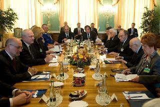 Il Presidente Giorgio Napolitano e il Presidente della Repubblica Slovacca Ivan Gasparovic, nel corso dei colloqui allargati alle delegazioni