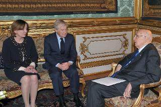 Il Presidente Giorgio Napolitano con Paolo Garimberti e Lorenza Lei, rispettivamente Presidente e nuovo Direttore generale della RAI