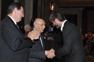 Il Presidente Giorgio Napolitano con Kim Rossi Stuart in occasione della cerimonia di presentazione dei candidati ai Premi &quot;David di Donatello&quot; per l'anno 2011