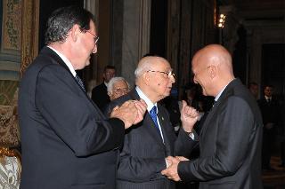 Il Presidente Giorgio Napolitano con Claudio Bisio in occasione della cerimonia di presentazione dei candidati ai Premi &quot;David di Donatello&quot; per l'anno 2011