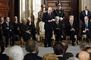 Il Presidente Giorgio Napolitano durante il suo intervento in occasione della cerimonia per lo scambio di auguri di Natale e Capodanno con le Alte Cariche dello Stato