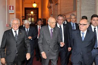 Il Presidente Giorgio Napolitano con Vitaliano Esposito, Procuratore Generale della Corte Suprema di Cassazione e Ernesto Lupo, Primo Presidente della Corte Suprema di Cassazione in occasione della sessione inaugurale della IV riunione plenaria della Rete dei Procuratori generali delle Corti supreme presso gli Stati membri dell'Unione Europea