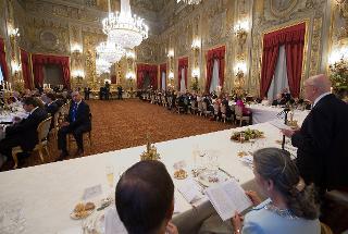 Il Presidente Giorgio Napolitano rivolge il suo indirizzo di saluto ai Capi Delegazioni Ufficiali convenuti a Roma per le celebrazioni del 150° anniversario dell'Unita d'Italia