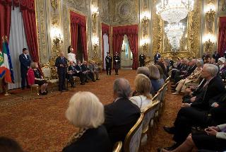 Il Presidente Giorgio Napolitano nel corso dell'incontro con i componenti il Consiglio Internazionale del Museo di Arte Moderna di New York