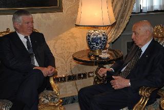 Il Presidente Giorgio Napolitano nel corso dei colloqui con Otto Schily, già Ministro dell'Interno della Repubblica Federale di Germania