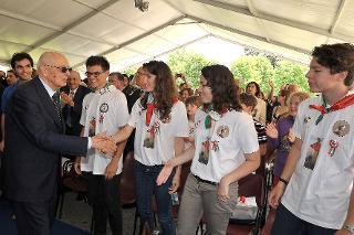 Il Presidente Giorgio Napolitano durante la rappresentazione dello spettacolo &quot;L'alba delle libertà&quot;, canzoni e musiche della Costituzione