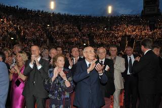 Il Presidente Giorgio Napolitano all'Arena di Verona in occasione della rappresentazione dell'opera &quot;La Traviata&quot; di Giuseppe Verdi, diretta dal Maestro Carlo Rizzi