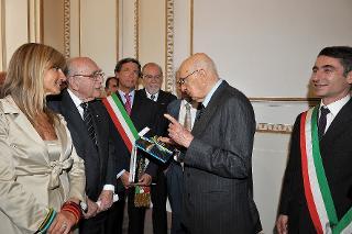 Il Presidente Giorgio Napolitano nel corso della cerimonia di consegna della statua di Cavour donata dalla Fondazione Camillo Cavour