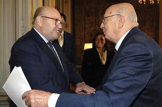 Il Presidente Giorgio Napolitano con l'Ambasciatore Renato Ruggiero in occasione dell'incontro al Quirinale
