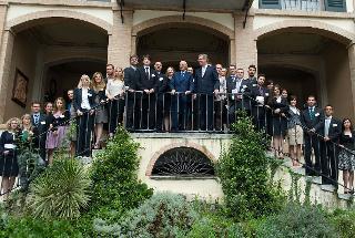 Il Presidente Giorgio Napolitano con il Presidente della Repubblica Federale di Germania Christian Wulff e gli studenti italiani e tedeschi che hanno preso parte all'incontro sul futuro dell'Europa