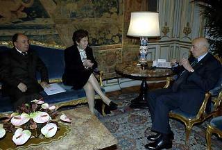 Il Presidente Giorgio Napolitano a colloquio con Rosa Russo Jervolino, Sindaco di Napoli e l'On.Fulvio Tessitore.