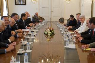 Il Presidente Giorgio Napolitano, con a fianco il Ministro degli Esteri Franco Frattini, nel corso dell'incontro con il Primo Ministro della Repubblica di Croazia Jadranka Kosor