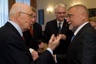 Il Presidente Giorgio Napolitano con l'ex Presidente della Repubblica di Croazia Stjepan Mesic