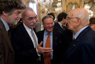 Il Presidente Giorgio Napolitano al termine dell'incontro con i componenti dell'Associazione Stampa Parlamentare, per la tradizionale consegna del &quot;Ventaglio&quot;