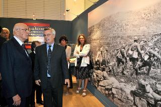 Il Presidente Giorgio Napolitano nel corso della visita alla mostra &quot;La macchina dello Stato&quot;, in occasione delle celebrazioni del 150° anniversario dell'Unità d'Italia