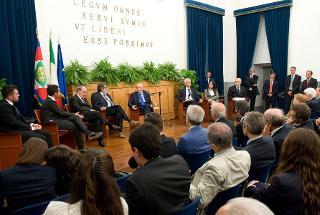 Il Presidente Giorgio Napolitano all'Aula Pessina nel corso dell'incontro con gli studenti e i docenti alla facoltà di Giurisprudenza dell'Università &quot;Federico II&quot;