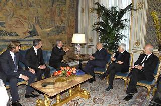 Il Presidente Giorgio Napolitano con l'On. Carlo Sangalli, Presidente di Confcommercio, e i componenti l'Ufficio di Presidenza della Confederazione