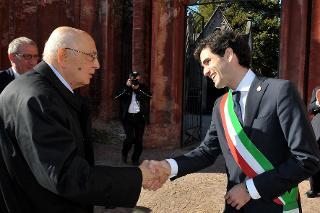Il Presidente della Repubblica Giorgio Napolitano accolto dal Sindaco di Dogliani Dott. Nicola Chionetti