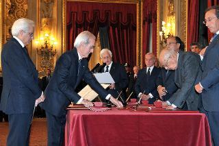 Il Presidente Giorgio Napolitano durante la cerimonia di giuramento del Giudice della Corte costituzionale On. Prof. Sergio Mattarella